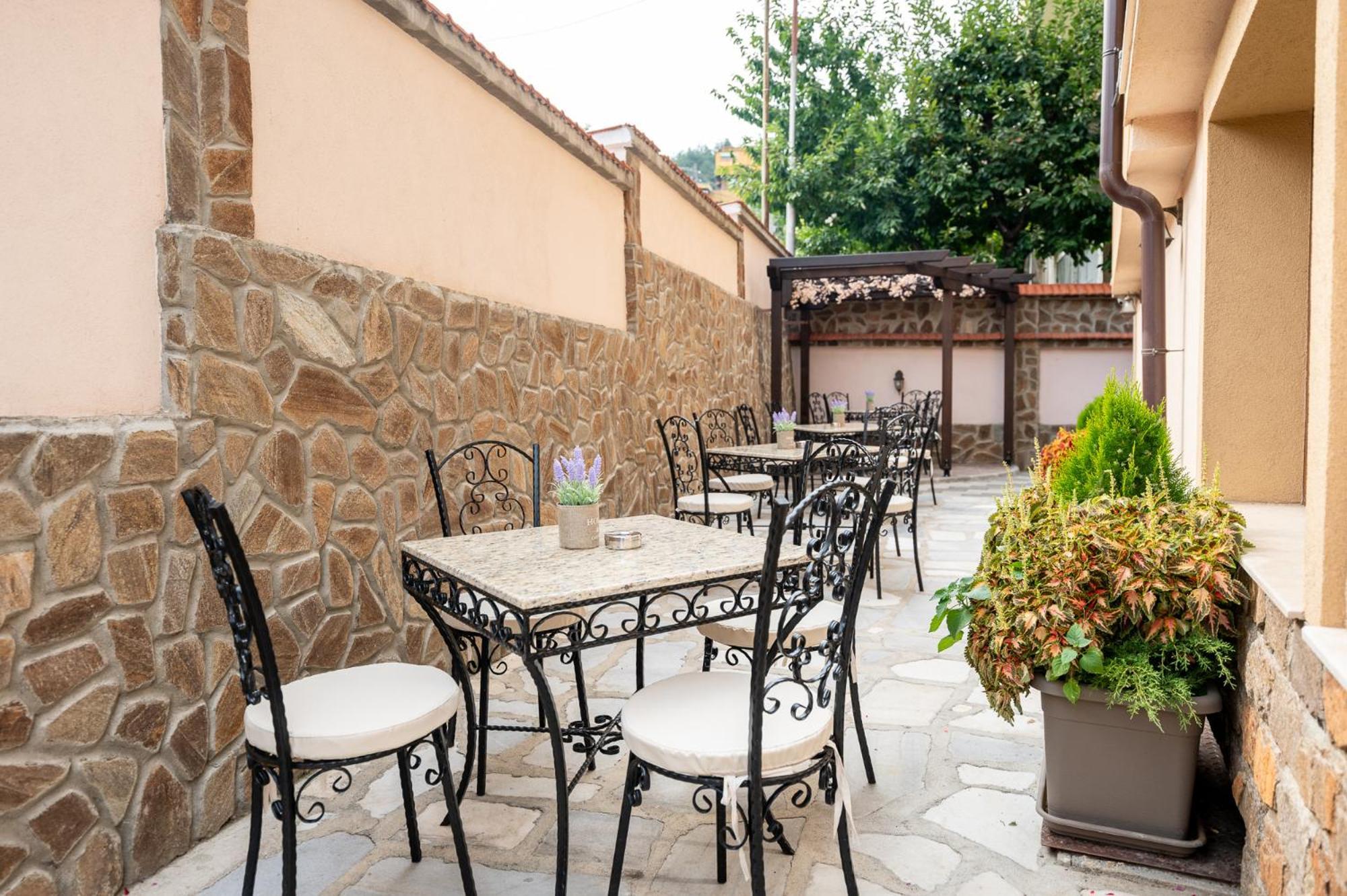 Beluga Guest House Velingrado Exterior foto